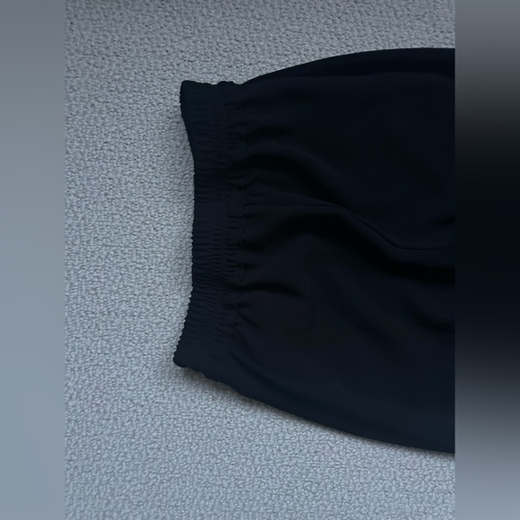 J.Crew Black Pull-On Tapered Pants – Size 0 – Lightweight Travel Style - Picture 6 of 11